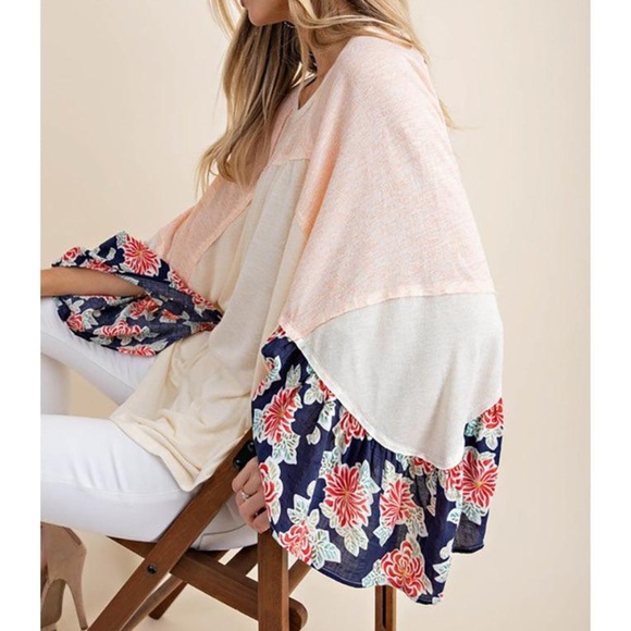 017 Boho Floral Print Bell Sleeve Loose Fit Top - Picture 4 of 5